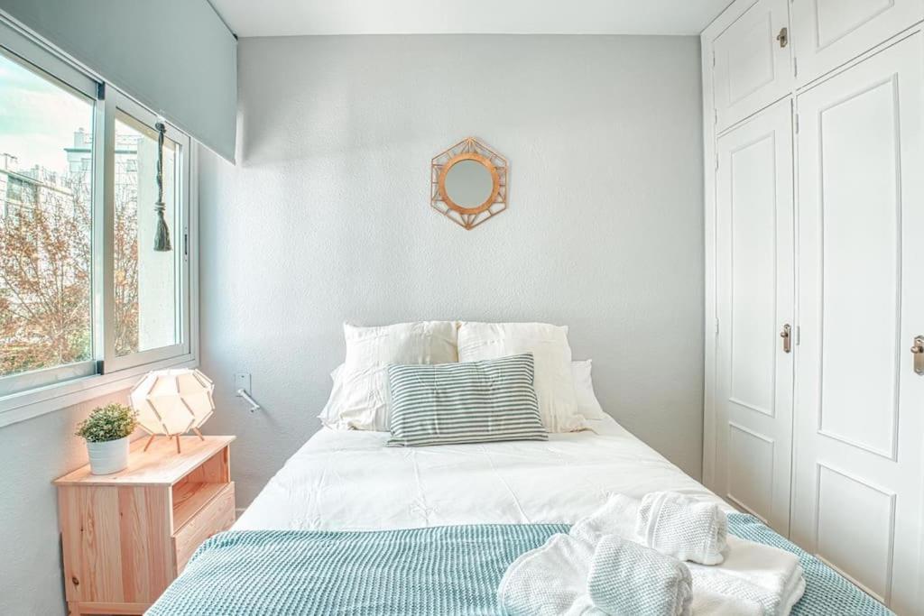 Apartamento New Folch Sevilla B ภายนอก รูปภาพ