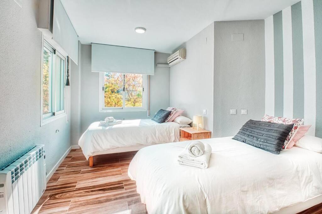 Apartamento New Folch Sevilla B ภายนอก รูปภาพ